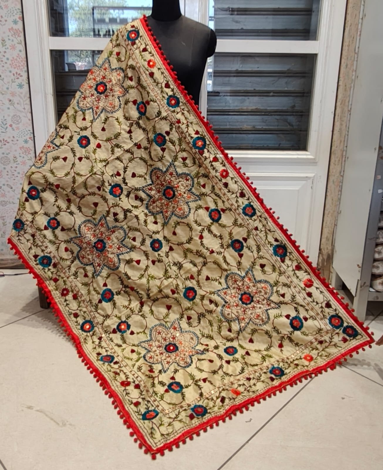 Pompom Duppata