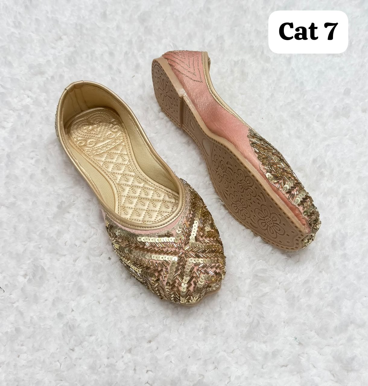 Embroidered Tpr jutti #240