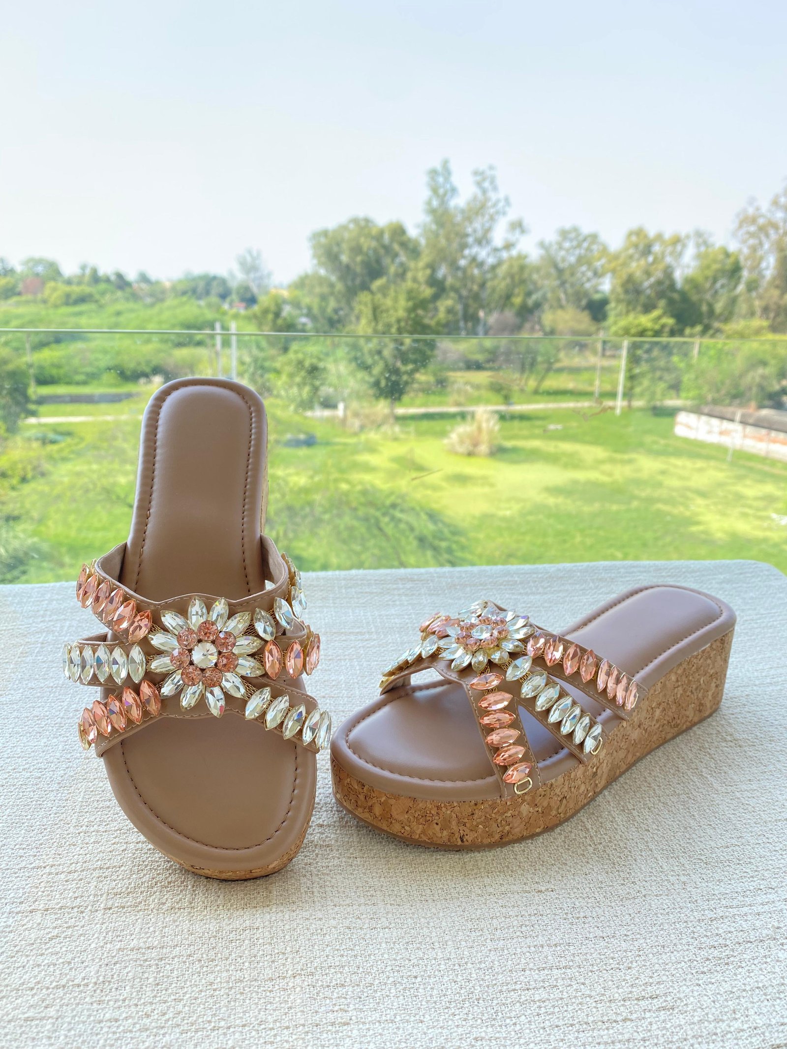 Platform heel