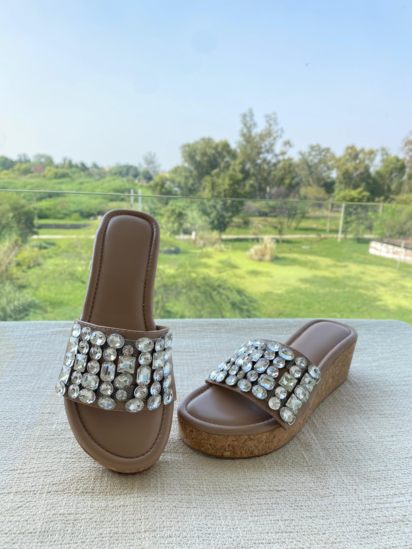 Platform heel