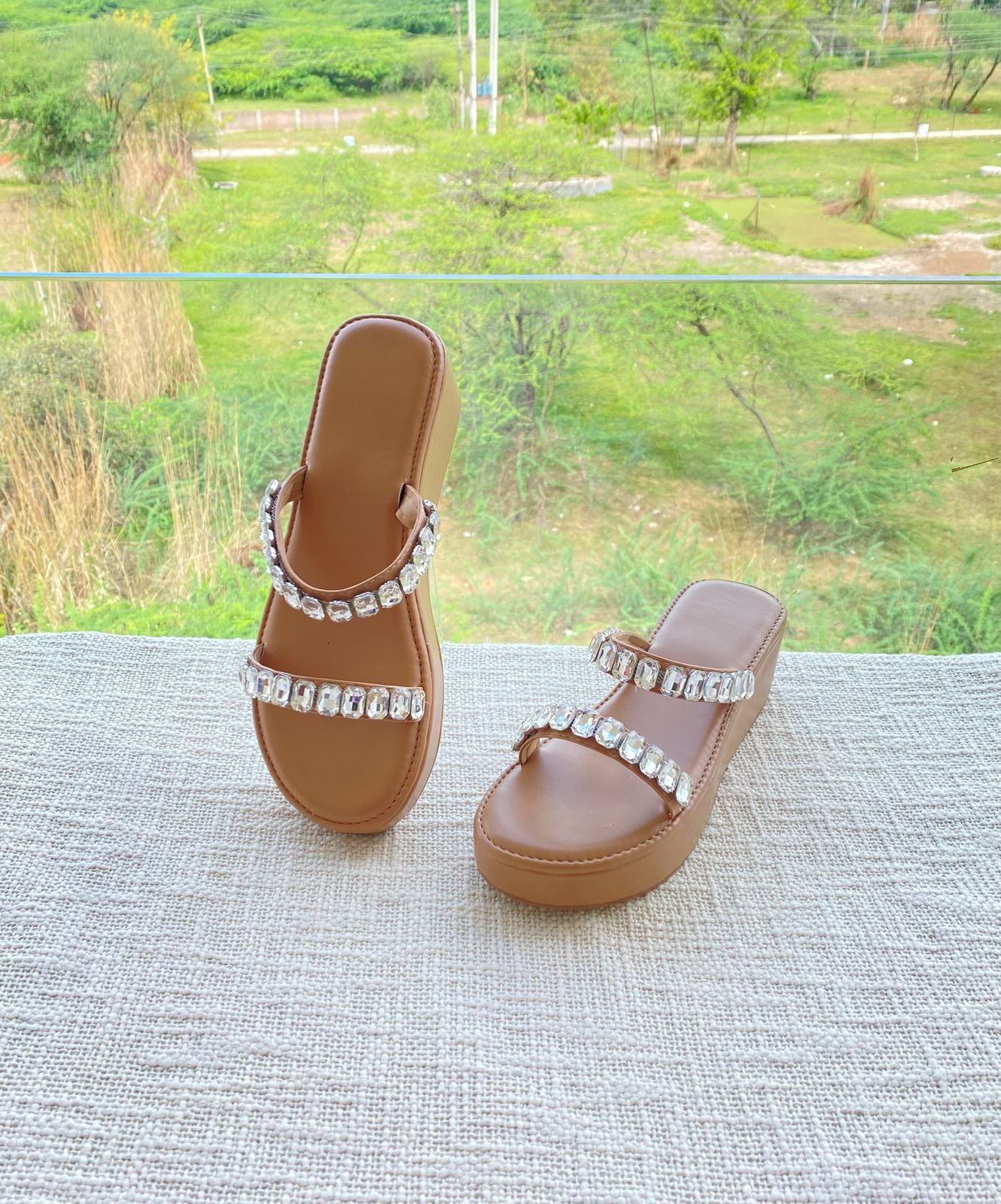Platform heel