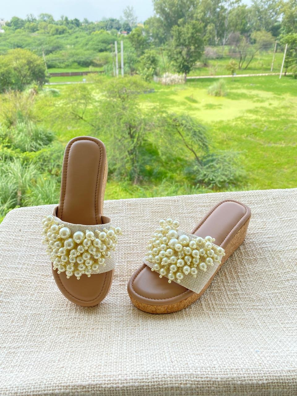 Platform heel