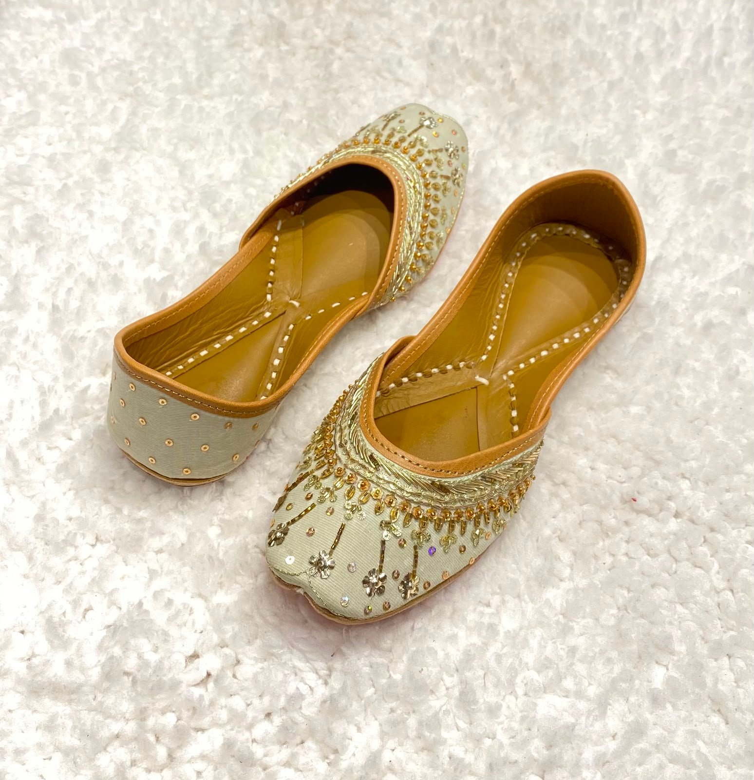 Punjabi jutti lining leather #690