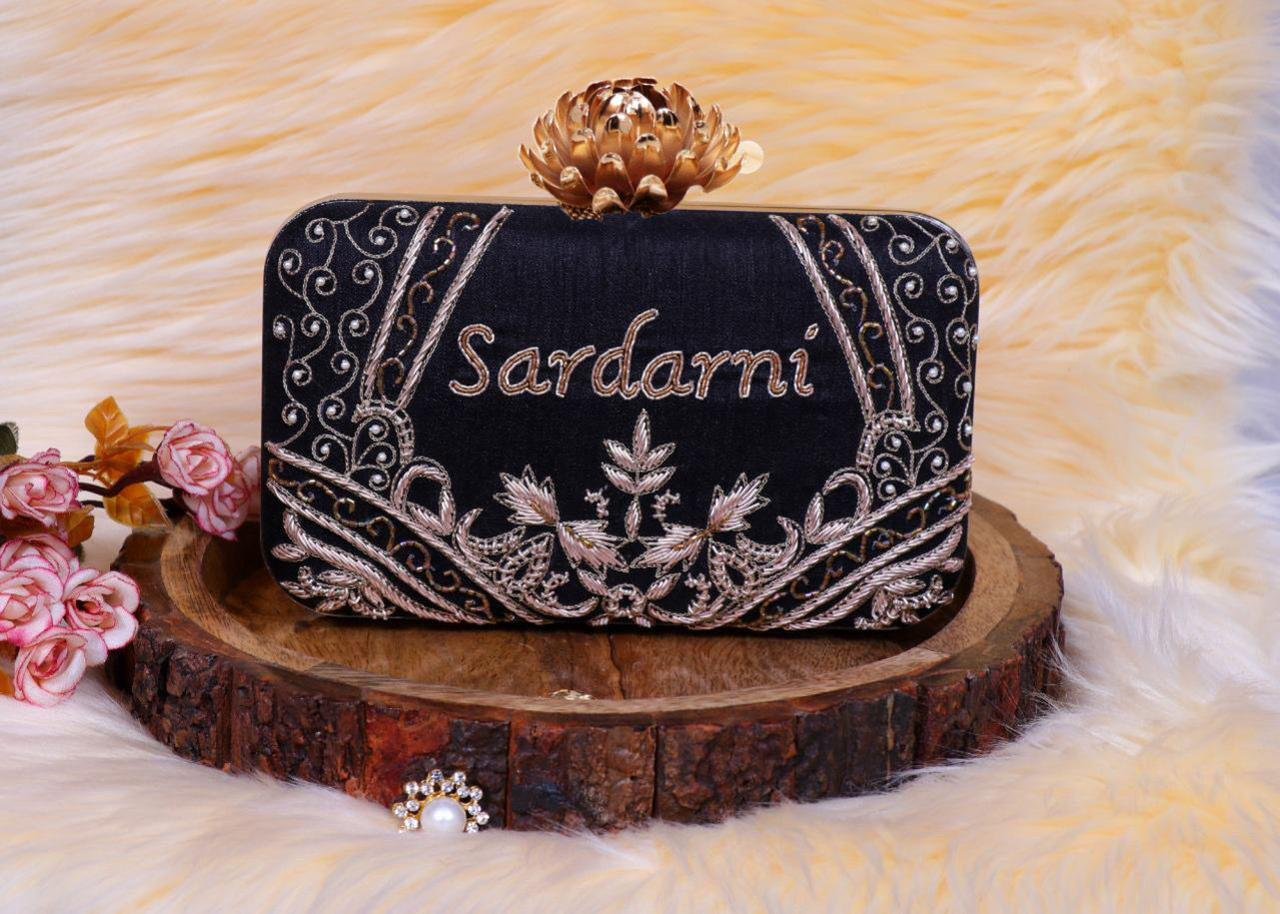 Rectangle Name clutch