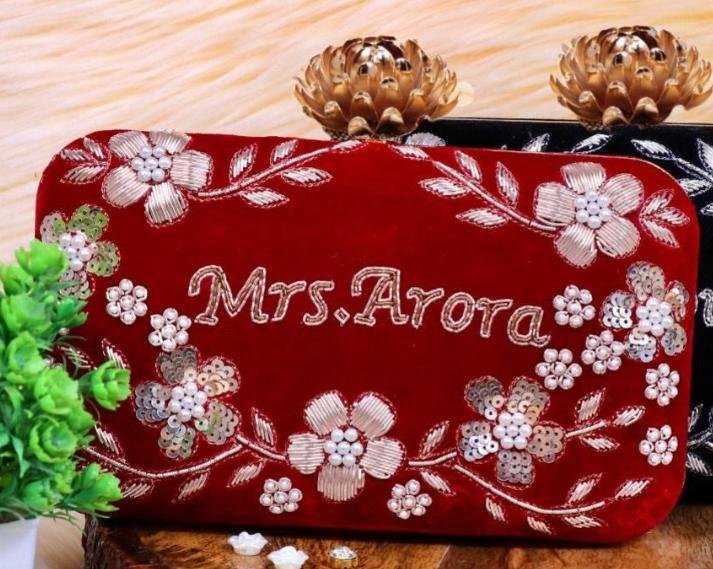 Rectangle Name clutch