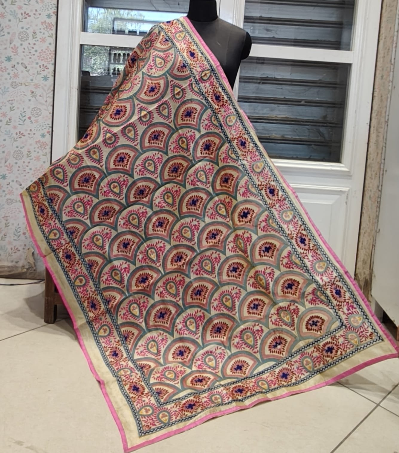 Embroidery figure dupatta #450