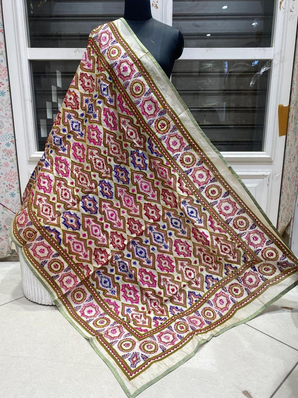 Embroidery figure dupatta #450