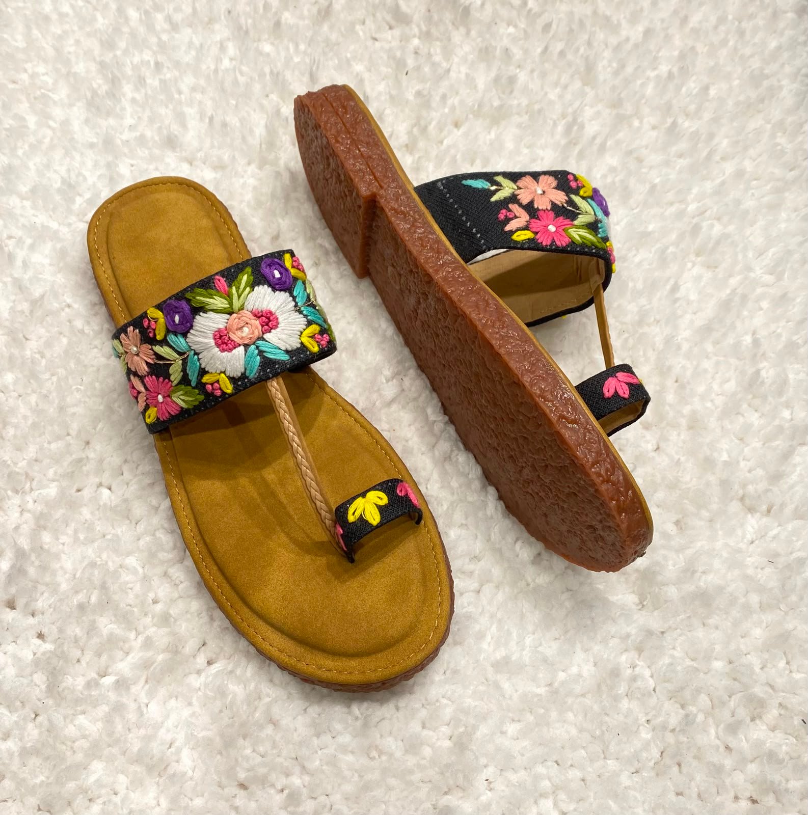 Dr sole kolhapuri slipper