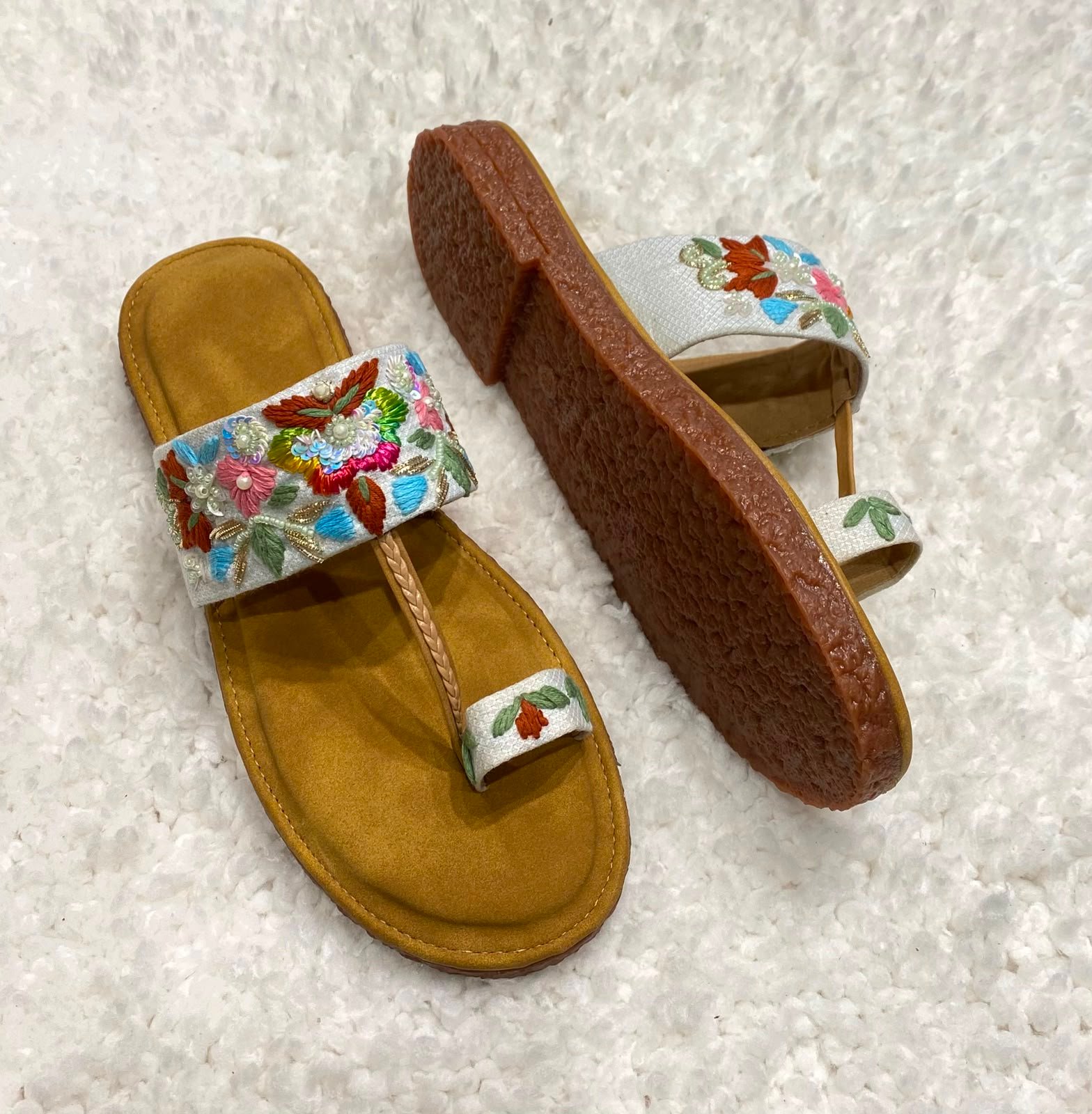 Dr sole kolhapuri slipper