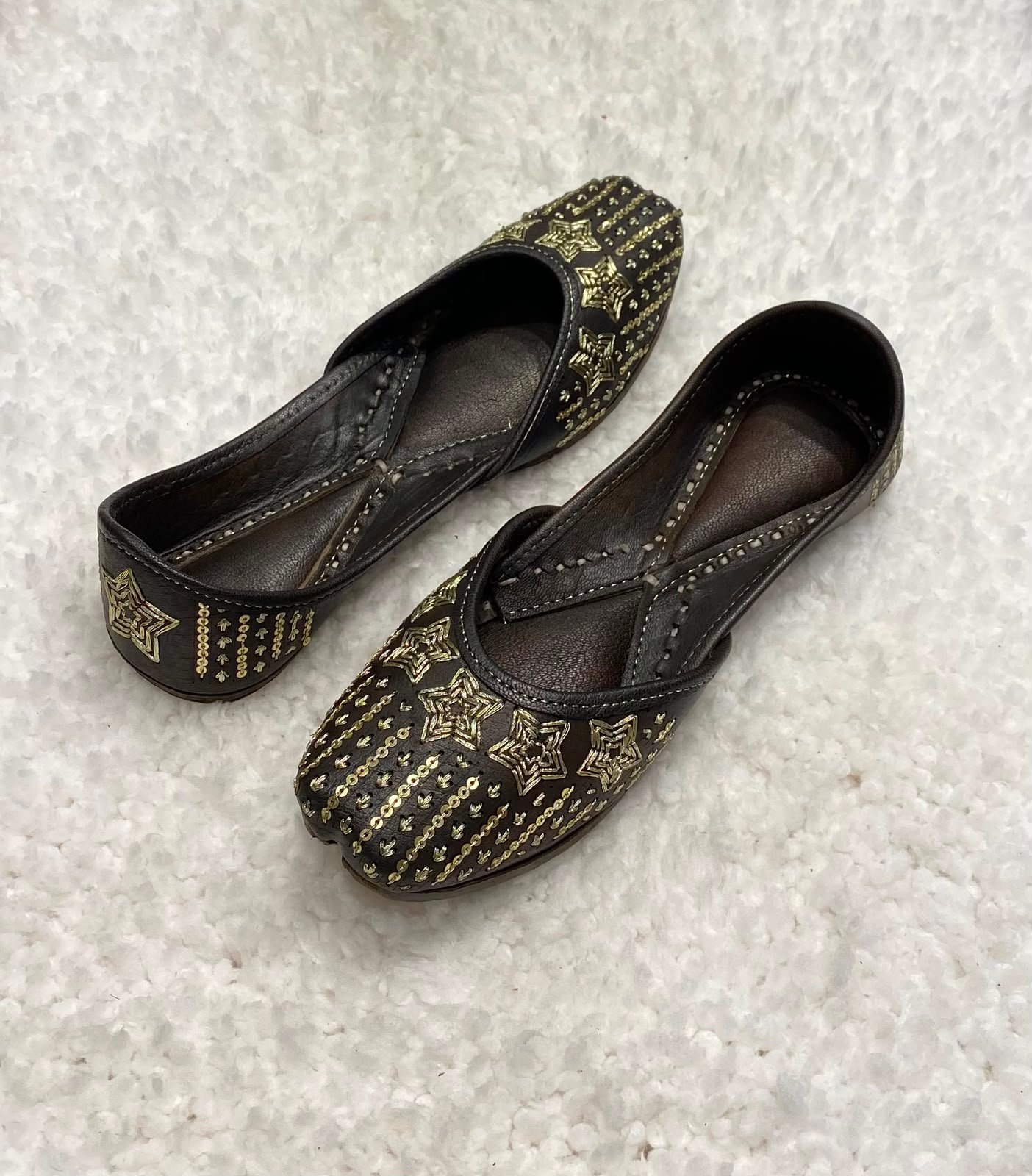 Black leather jutti #500