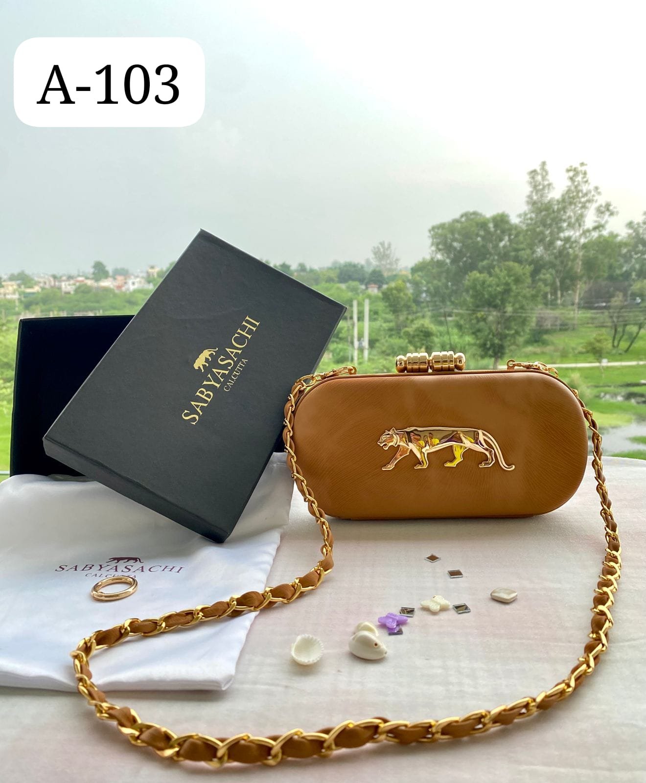 Sabyasachi clutch