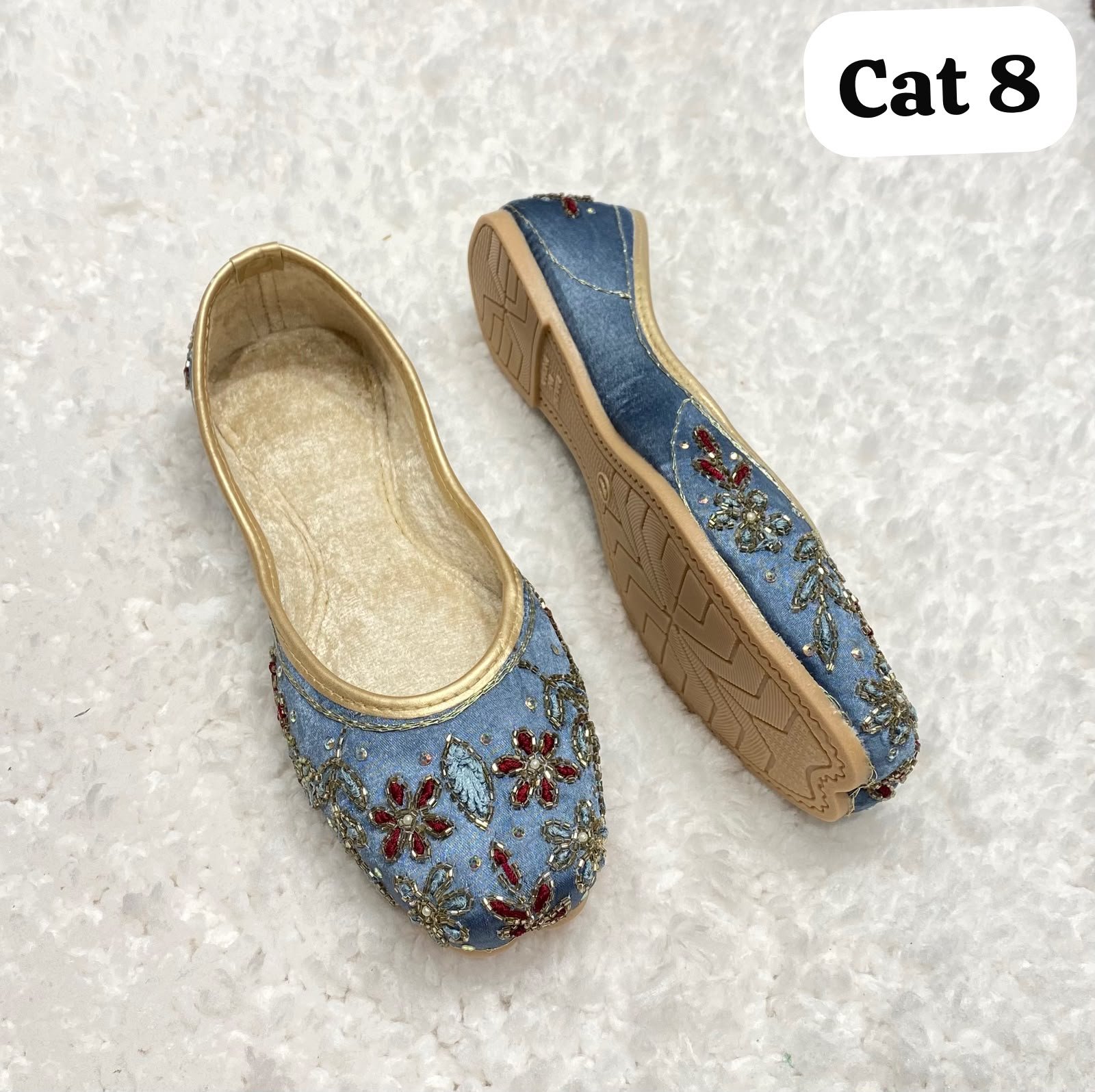 Embroidered Tpr jutti #230