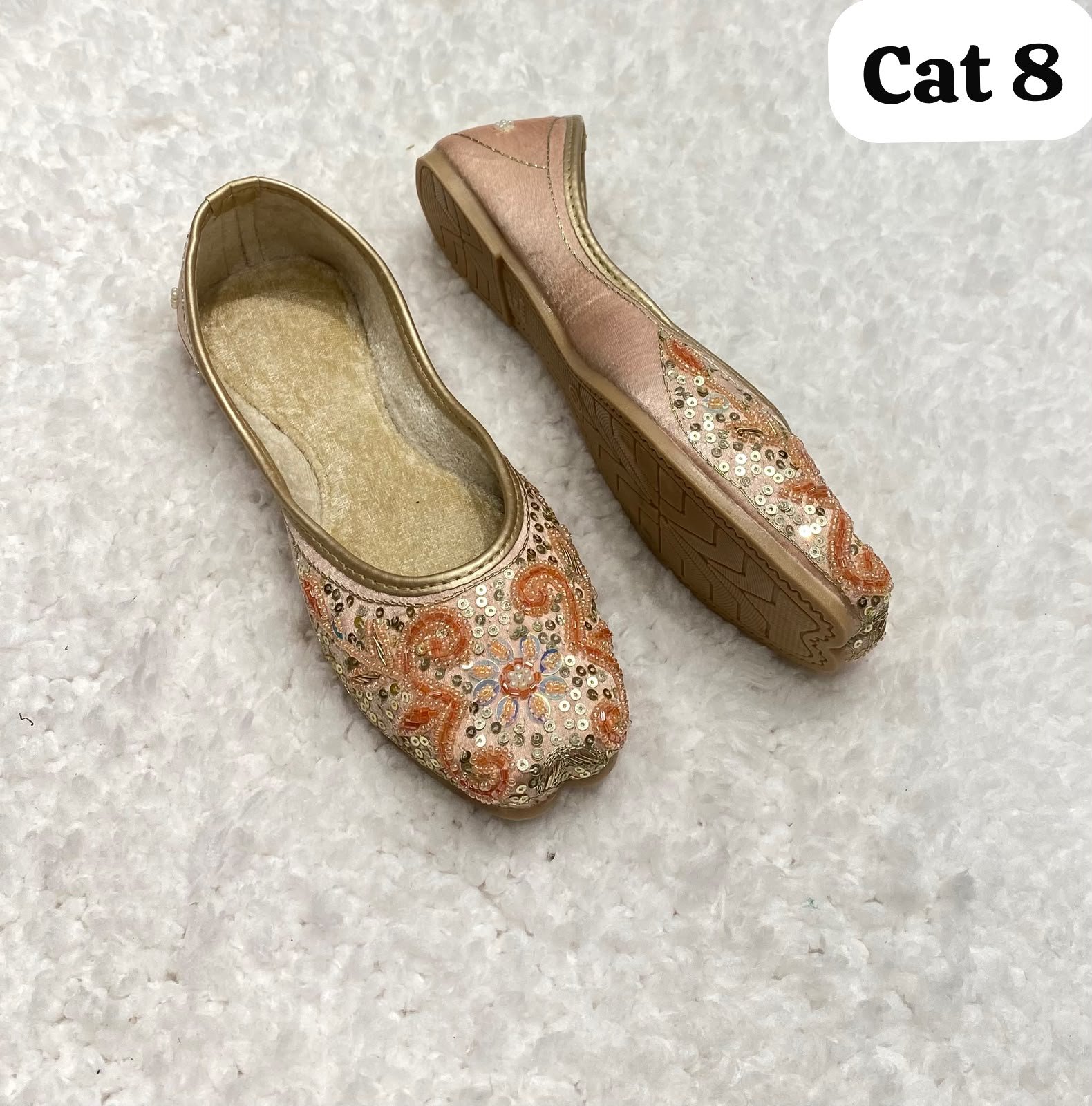 Embroidered Tpr jutti #230