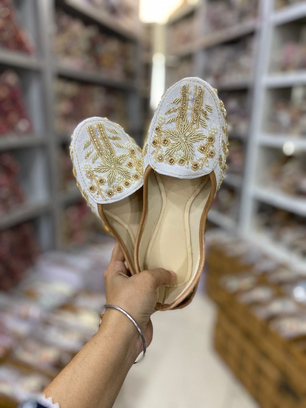 Embroidered Tpr loafer #330