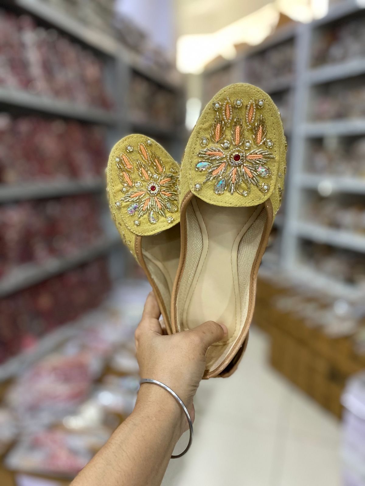 Embroidered Tpr loafer #330