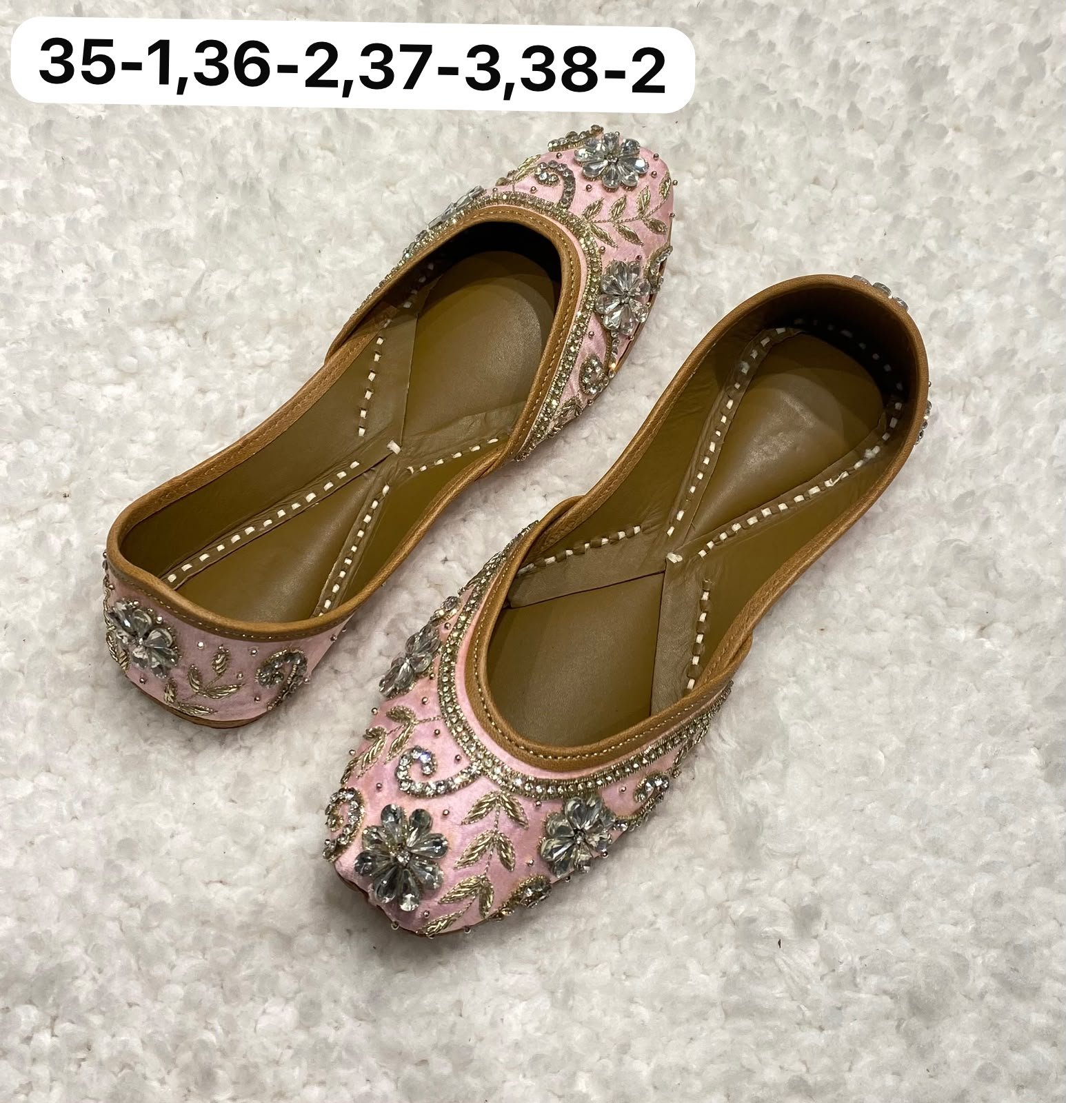 Lining Punjabi jutti #625