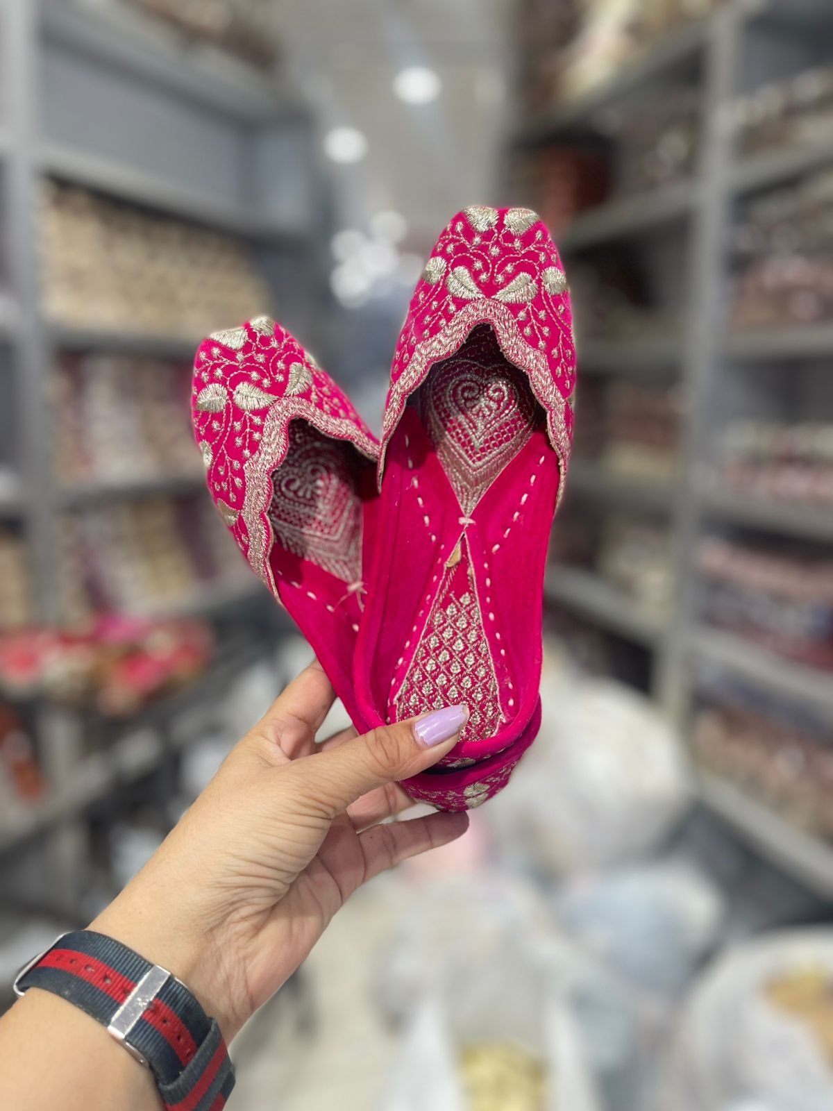 Velvet Zari Juttis #349