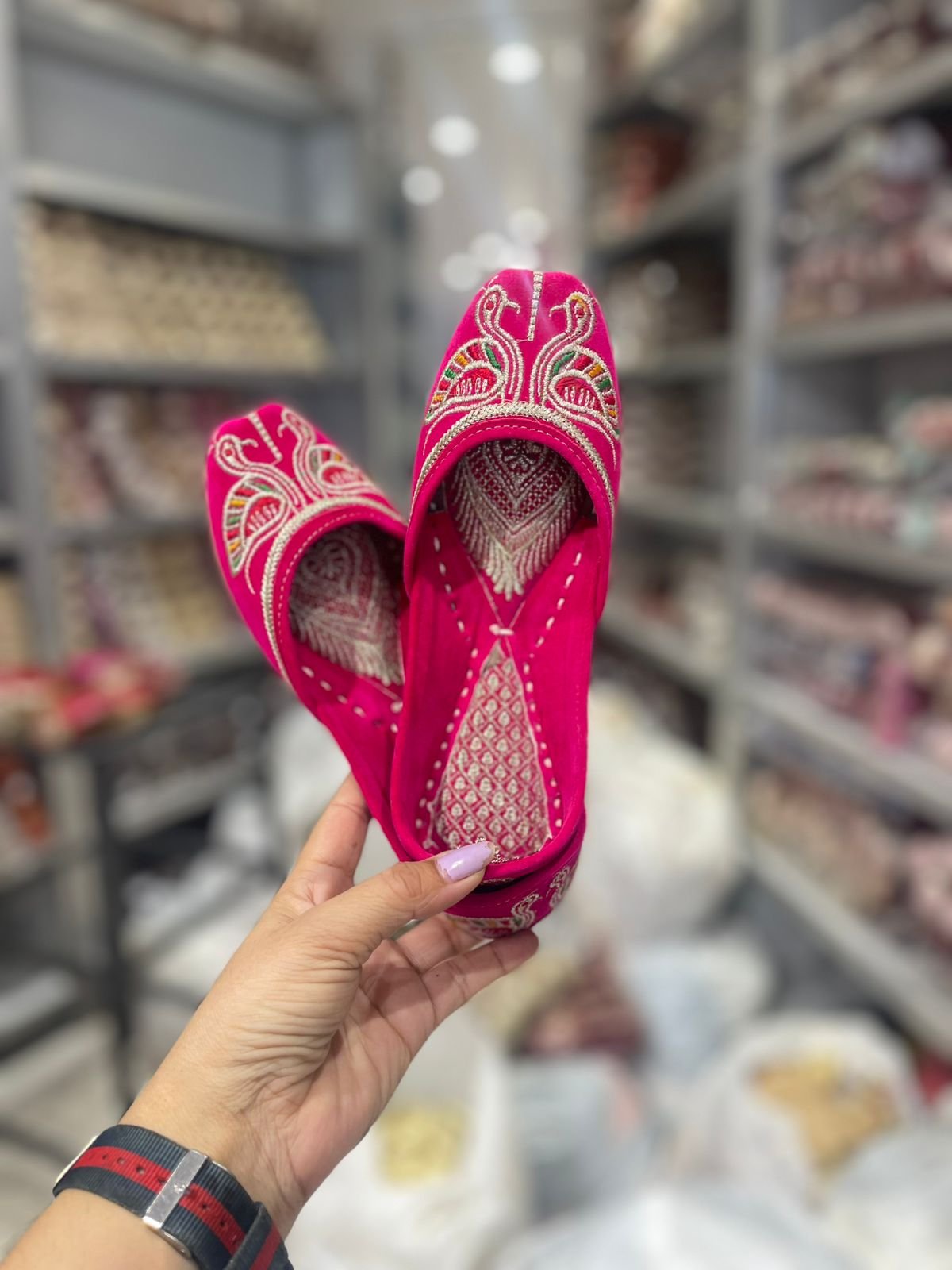 Velvet Zari Juttis #349