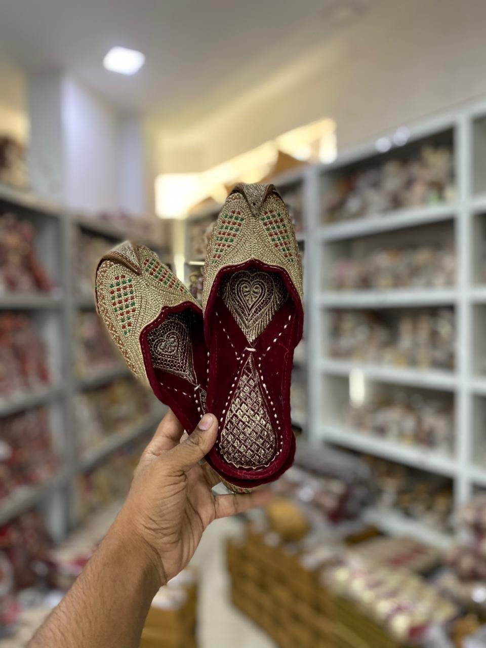 khussa Zari Juttis #450