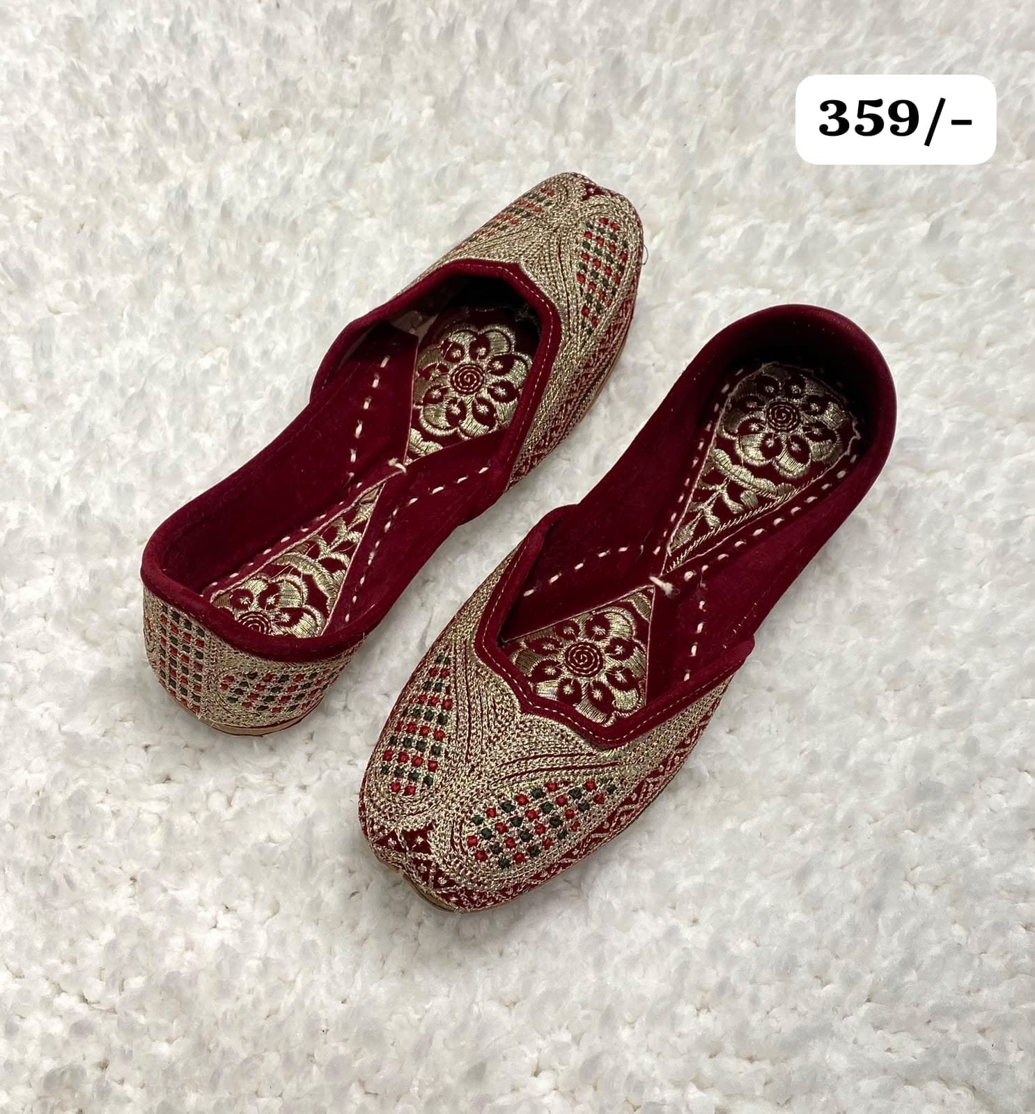 Velvet Zari Jutti #359