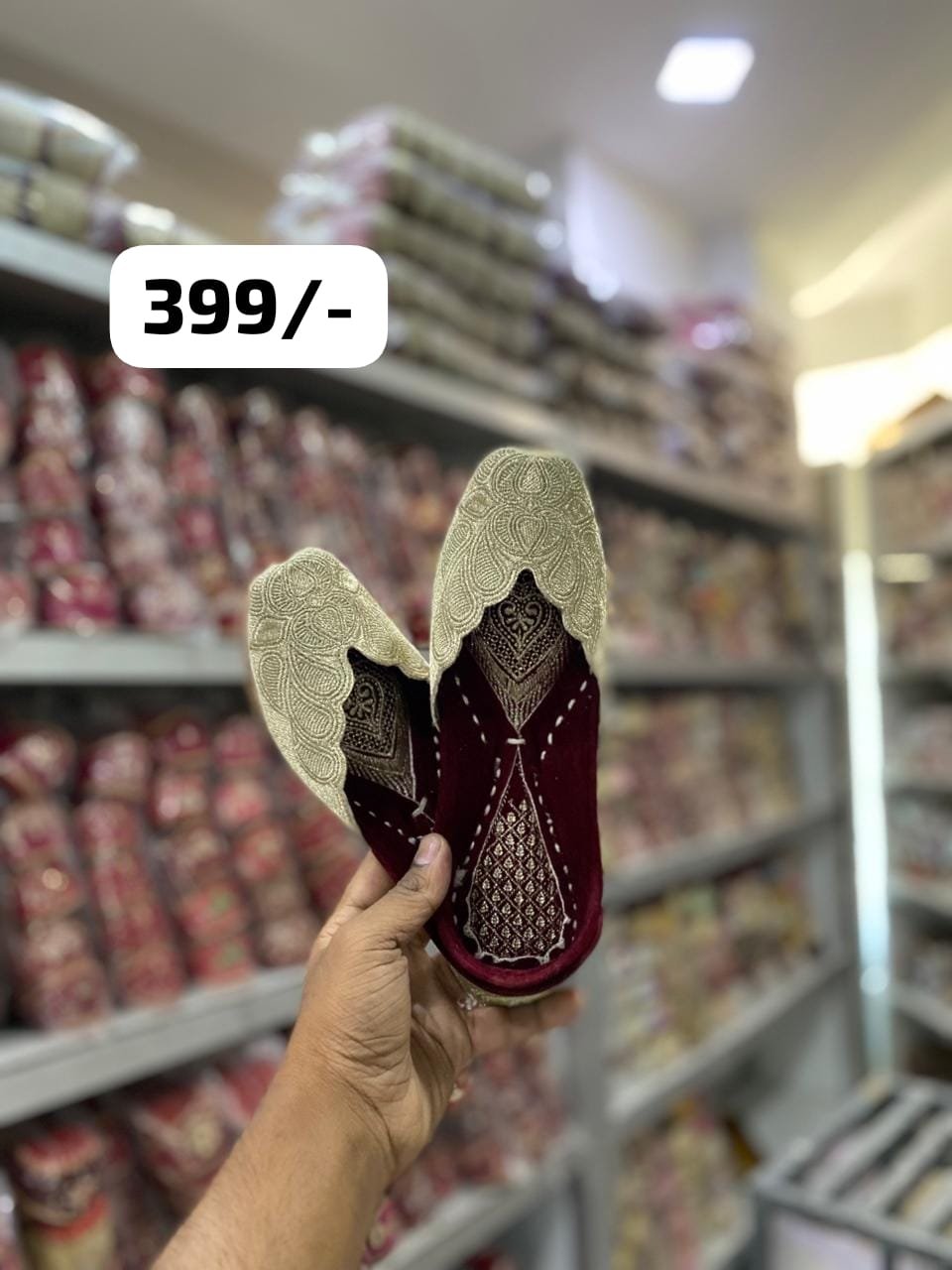 Zari jutti #399