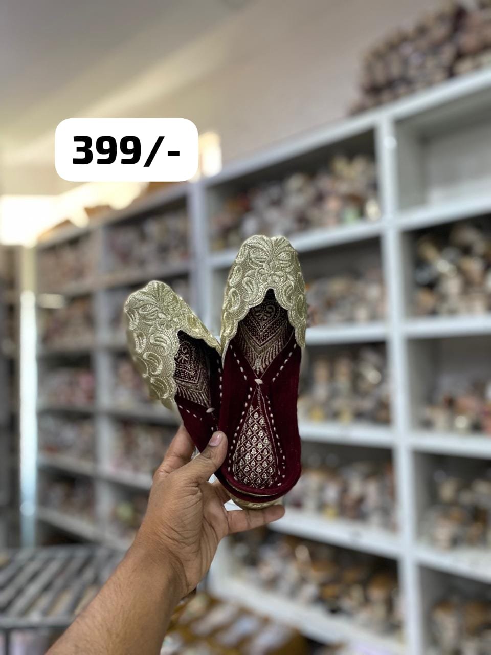 Zari jutti #399