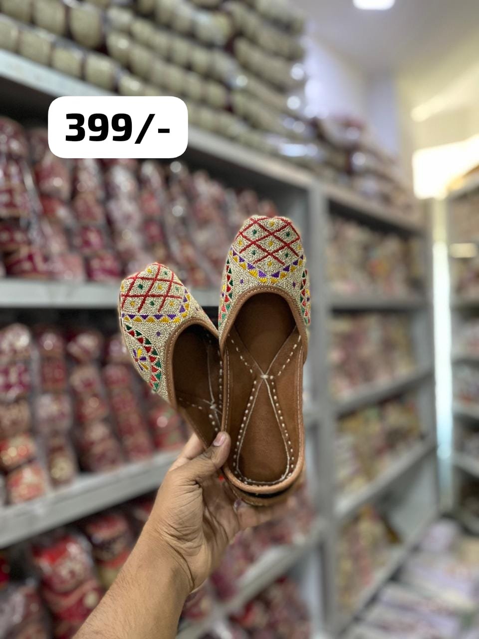 Zari jutti #399